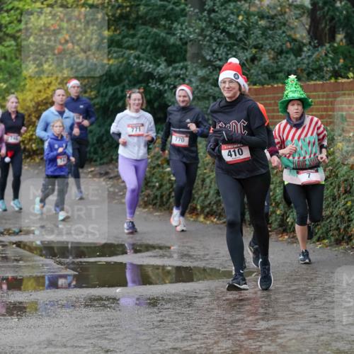 07.12.2025 - St. Pauli X-Mass-Run No. 15 Michael Burmester http://msf.ph/oto/9402221 07.12.2025 10:41:34 Laufen 771, 770, 410 meine-sportfotos.de