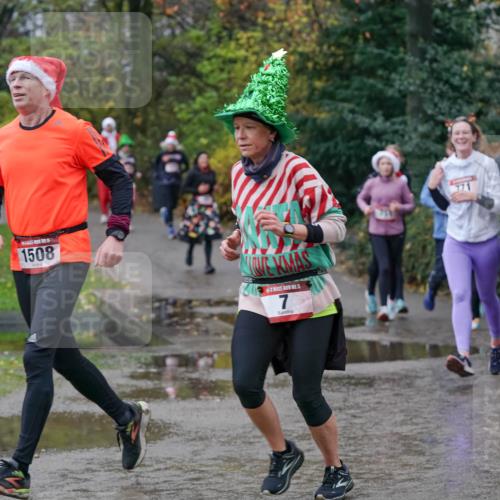 07.12.2025 - St. Pauli X-Mass-Run No. 15 Michael Burmester http://msf.ph/oto/9402234 07.12.2025 10:41:37 Laufen 1508, 5, 7, 770 meine-sportfotos.de