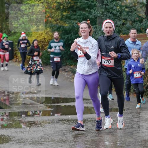 07.12.2025 - St. Pauli X-Mass-Run No. 15 Michael Burmester http://msf.ph/oto/9402235 07.12.2025 10:41:38 Laufen 15, 15, 770, 747, 4799 meine-sportfotos.de