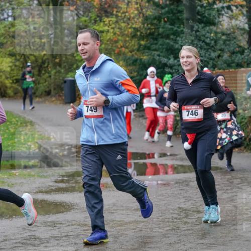 07.12.2025 - St. Pauli X-Mass-Run No. 15 Michael Burmester http://msf.ph/oto/9402252 07.12.2025 10:41:42 Laufen 15, 751, 749, 746, 20, 25 meine-sportfotos.de