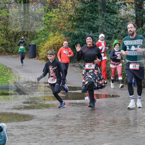07.12.2025 - St. Pauli X-Mass-Run No. 15 Michael Burmester http://msf.ph/oto/9402257 07.12.2025 10:41:43 Laufen 1203, 1482, 20, 35, 25 meine-sportfotos.de
