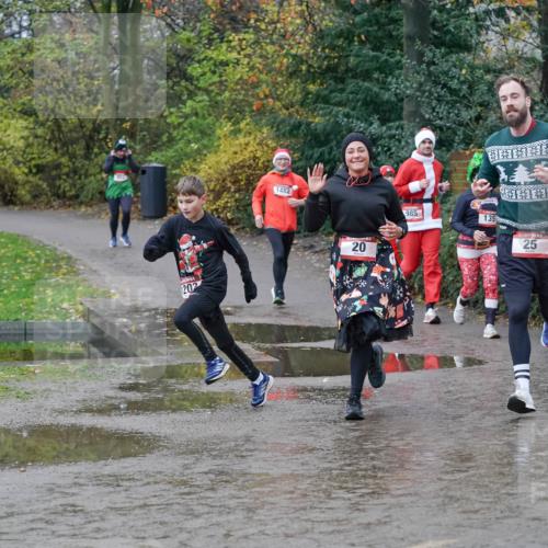 07.12.2025 - St. Pauli X-Mass-Run No. 15 Michael Burmester http://msf.ph/oto/9402258 07.12.2025 10:41:43 Laufen 202, 1482, 20, 985, 135, 25 meine-sportfotos.de