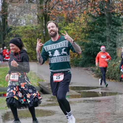 07.12.2025 - St. Pauli X-Mass-Run No. 15 Michael Burmester http://msf.ph/oto/9402266 07.12.2025 10:41:45 Laufen 20, 25, 225 meine-sportfotos.de