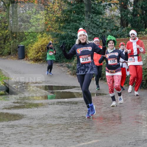 07.12.2025 - St. Pauli X-Mass-Run No. 15 Michael Burmester http://msf.ph/oto/9402269 07.12.2025 10:41:46 Laufen 5, 225, 135, 985 meine-sportfotos.de