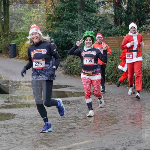 07.12.2025 - St. Pauli X-Mass-Run No. 15 Michael Burmester http://msf.ph/oto/9402271 07.12.2025 10:41:46 Laufen 225, 135, 482, 985 meine-sportfotos.de