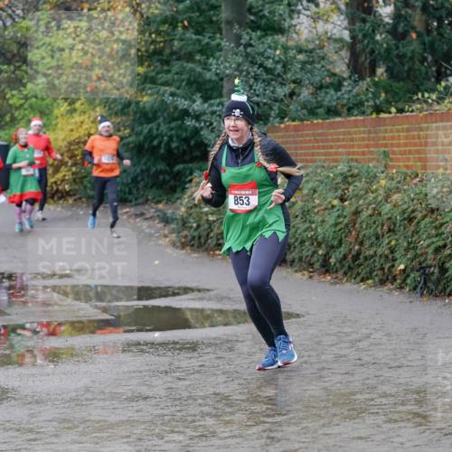 07.12.2025 - St. Pauli X-Mass-Run No. 15 Michael Burmester http://msf.ph/oto/9402289 07.12.2025 10:41:52 Laufen 853 meine-sportfotos.de