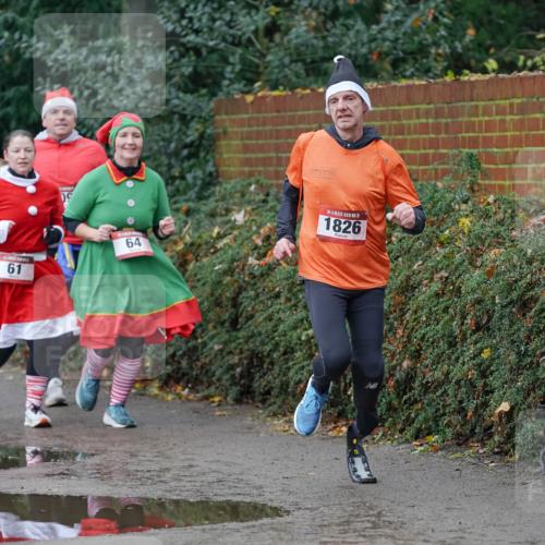07.12.2025 - St. Pauli X-Mass-Run No. 15 Michael Burmester http://msf.ph/oto/9402297 07.12.2025 10:41:56 Laufen 139, 61, 64, 15, 1826 meine-sportfotos.de
