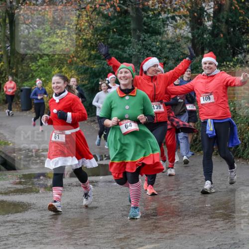 07.12.2025 - St. Pauli X-Mass-Run No. 15 Michael Burmester http://msf.ph/oto/9402305 07.12.2025 10:42:00 Laufen 61, 64, 139, 440, 109 meine-sportfotos.de