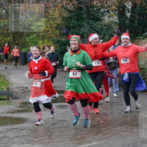 07.12.2025 - St. Pauli X-Mass-Run No. 15 Michael Burmester http://msf.ph/oto/9402306 07.12.2025 10:42:01 Laufen 61, 64, 139, 109 meine-sportfotos.de