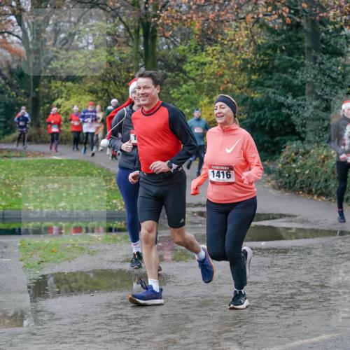 07.12.2025 - St. Pauli X-Mass-Run No. 15 Michael Burmester http://msf.ph/oto/9402341 07.12.2025 10:42:11 Laufen 1416, 376, 907 meine-sportfotos.de