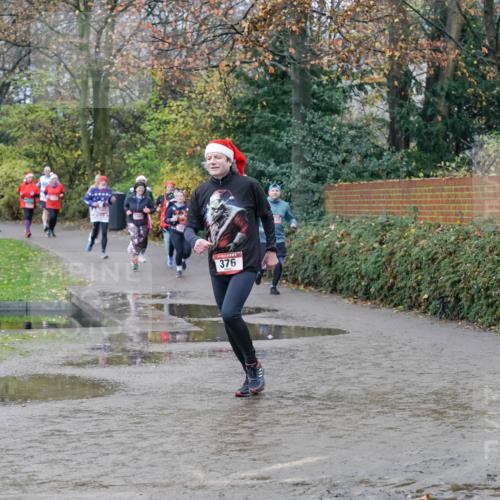 07.12.2025 - St. Pauli X-Mass-Run No. 15 Michael Burmester http://msf.ph/oto/9402350 07.12.2025 10:42:14 Laufen 376 meine-sportfotos.de