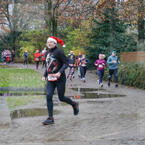 07.12.2025 - St. Pauli X-Mass-Run No. 15 Michael Burmester http://msf.ph/oto/9402352 07.12.2025 10:42:14 Laufen 376, 1640 meine-sportfotos.de