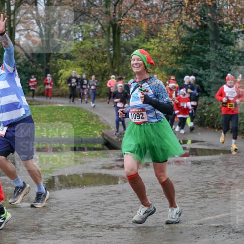 07.12.2025 - St. Pauli X-Mass-Run No. 15 Michael Burmester http://msf.ph/oto/9402435 07.12.2025 10:42:39 Laufen 24, 1092, 201 meine-sportfotos.de
