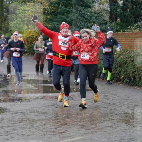 07.12.2025 - St. Pauli X-Mass-Run No. 15 Michael Burmester http://msf.ph/oto/9402442 07.12.2025 10:42:41 Laufen 216, 110, 000, 200, 215, 201, 0, 557 meine-sportfotos.de