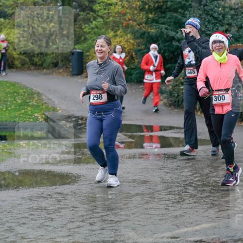 07.12.2025 - St. Pauli X-Mass-Run No. 15 Michael Burmester http://msf.ph/oto/9402481 07.12.2025 10:42:50 Laufen 298, 1668, 300, 170 meine-sportfotos.de