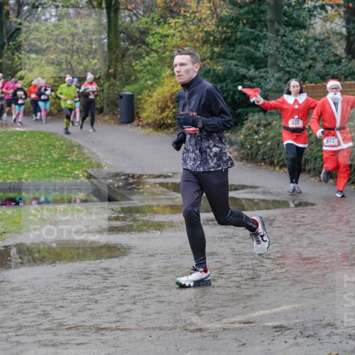 07.12.2025 - St. Pauli X-Mass-Run No. 15 Michael Burmester http://msf.ph/oto/9402495 07.12.2025 10:42:53 Laufen 602, 612 meine-sportfotos.de