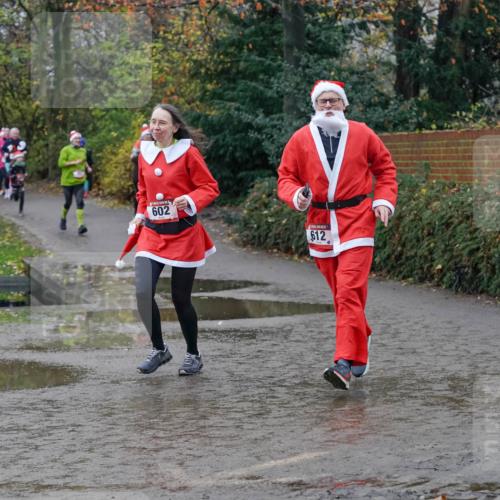 07.12.2025 - St. Pauli X-Mass-Run No. 15 Michael Burmester http://msf.ph/oto/9402505 07.12.2025 10:42:55 Laufen 602, 612 meine-sportfotos.de
