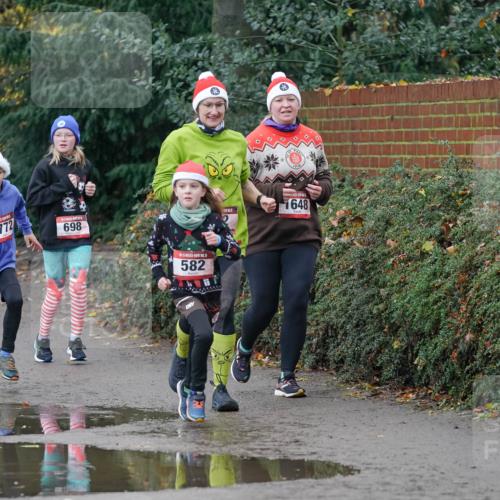 07.12.2025 - St. Pauli X-Mass-Run No. 15 Michael Burmester http://msf.ph/oto/9402514 07.12.2025 10:43:00 Laufen 697, 2772, 698, 5, 582, 1648 meine-sportfotos.de