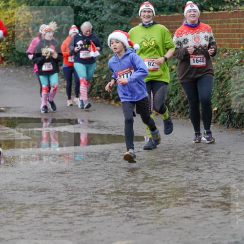 07.12.2025 - St. Pauli X-Mass-Run No. 15 Michael Burmester http://msf.ph/oto/9402522 07.12.2025 10:43:02 Laufen 582, 702, 697, 15, 772, 92, 1648 meine-sportfotos.de