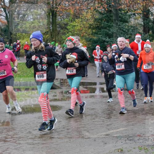 07.12.2025 - St. Pauli X-Mass-Run No. 15 Michael Burmester http://msf.ph/oto/9402545 07.12.2025 10:43:08 Laufen 4000, 698, 697, 702, 18, 297, 3999 meine-sportfotos.de