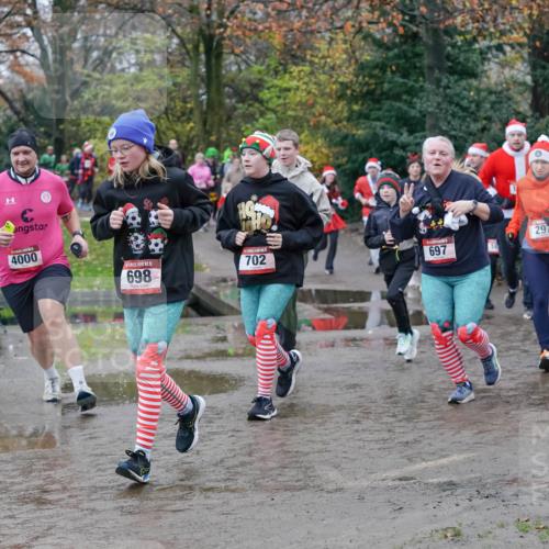 07.12.2025 - St. Pauli X-Mass-Run No. 15 Michael Burmester http://msf.ph/oto/9402546 07.12.2025 10:43:08 Laufen 4000, 15, 698, 702, 697, 297, 3999 meine-sportfotos.de