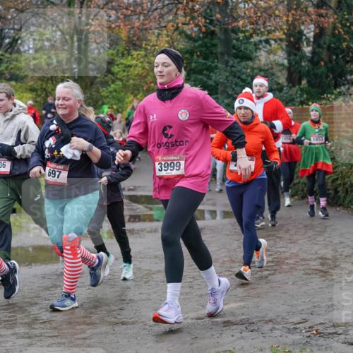 07.12.2025 - St. Pauli X-Mass-Run No. 15 Michael Burmester http://msf.ph/oto/9402551 07.12.2025 10:43:09 Laufen 02, 306, 697, 5, 3999, 1856, 1853 meine-sportfotos.de