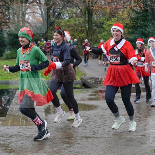 07.12.2025 - St. Pauli X-Mass-Run No. 15 Michael Burmester http://msf.ph/oto/9402570 07.12.2025 10:43:14 Laufen 857, 15, 1853, 860, 5, 1856, 1862, 1861 meine-sportfotos.de