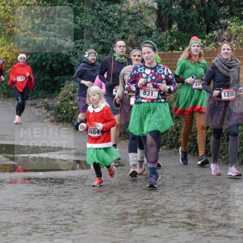 07.12.2025 - St. Pauli X-Mass-Run No. 15 Michael Burmester http://msf.ph/oto/9402580 07.12.2025 10:43:16 Laufen 2791, 2884, 831, 285, 1200 meine-sportfotos.de
