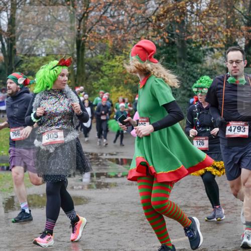 07.12.2025 - St. Pauli X-Mass-Run No. 15 Michael Burmester http://msf.ph/oto/9402600 07.12.2025 10:43:20 Laufen 766, 305, 126, 4793 meine-sportfotos.de
