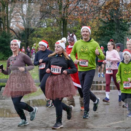 07.12.2025 - St. Pauli X-Mass-Run No. 15 Michael Burmester http://msf.ph/oto/9402643 07.12.2025 10:43:34 Laufen 1551, 2919, 402, 336, 403, 1615 meine-sportfotos.de