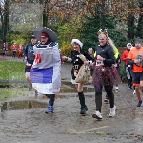 07.12.2025 - St. Pauli X-Mass-Run No. 15 Michael Burmester http://msf.ph/oto/9402665 07.12.2025 10:43:38 Laufen 740, 451, 14015 meine-sportfotos.de