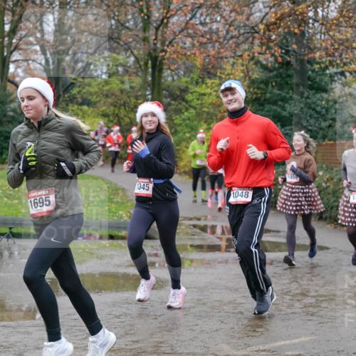 07.12.2025 - St. Pauli X-Mass-Run No. 15 Michael Burmester http://msf.ph/oto/9402682 07.12.2025 10:43:41 Laufen 15, 1695, 1045, 1048, 1469, 1462 meine-sportfotos.de