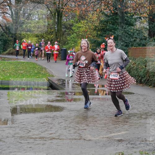 07.12.2025 - St. Pauli X-Mass-Run No. 15 Michael Burmester http://msf.ph/oto/9402686 07.12.2025 10:43:42 Laufen 048, 469, 1462 meine-sportfotos.de