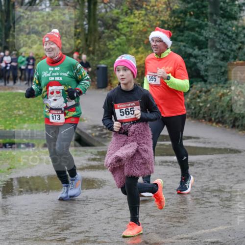 07.12.2025 - St. Pauli X-Mass-Run No. 15 Michael Burmester http://msf.ph/oto/9402744 07.12.2025 10:43:57 Laufen 673, 15, 565, 595 meine-sportfotos.de