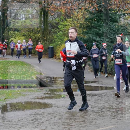 07.12.2025 - St. Pauli X-Mass-Run No. 15 Michael Burmester http://msf.ph/oto/9402760 07.12.2025 10:44:09 Laufen 1556, 175, 104, 1199, 08 meine-sportfotos.de