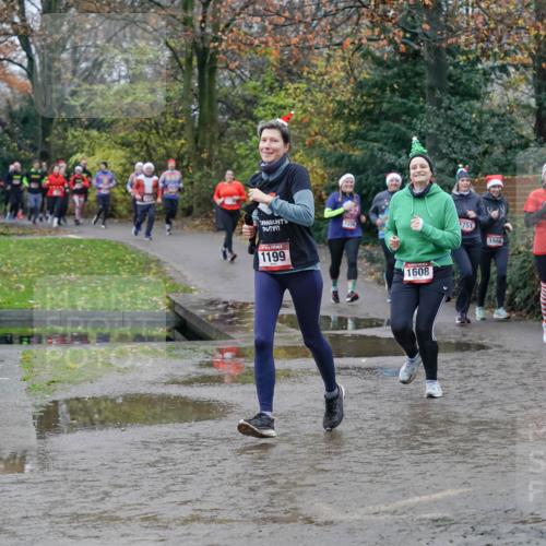 07.12.2025 - St. Pauli X-Mass-Run No. 15 Michael Burmester http://msf.ph/oto/9402767 07.12.2025 10:44:11 Laufen 1199, 1608, 1666 meine-sportfotos.de