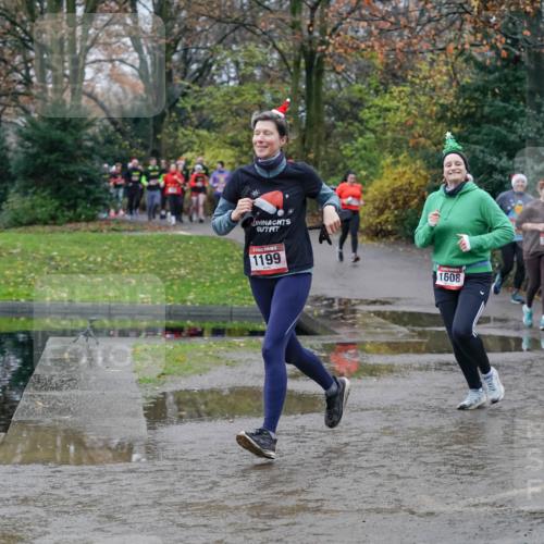 07.12.2025 - St. Pauli X-Mass-Run No. 15 Michael Burmester http://msf.ph/oto/9402771 07.12.2025 10:44:11 Laufen 1199, 1608, 1668, 315 meine-sportfotos.de