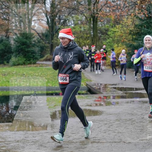 07.12.2025 - St. Pauli X-Mass-Run No. 15 Michael Burmester http://msf.ph/oto/9402794 07.12.2025 10:44:17 Laufen 1666, 1286, 1285 meine-sportfotos.de