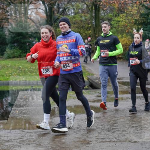 07.12.2025 - St. Pauli X-Mass-Run No. 15 Michael Burmester http://msf.ph/oto/9402831 07.12.2025 10:44:26 Laufen 15, 858, 0, 15, 854, 456, 457, 4561 meine-sportfotos.de