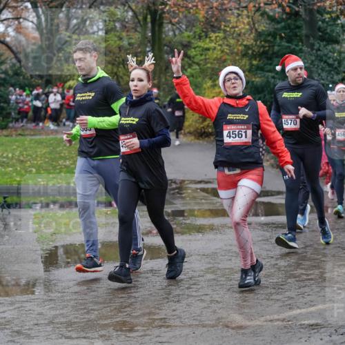 07.12.2025 - St. Pauli X-Mass-Run No. 15 Michael Burmester http://msf.ph/oto/9402833 07.12.2025 10:44:27 Laufen 0, 5, 0, 15, 4561, 4570, 4566, 4578, 4563 meine-sportfotos.de