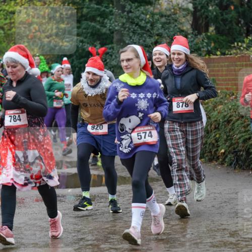 07.12.2025 - St. Pauli X-Mass-Run No. 15 Michael Burmester http://msf.ph/oto/9402885 07.12.2025 10:44:40 Laufen 953, 784, 505, 920, 574, 878, 1850 meine-sportfotos.de