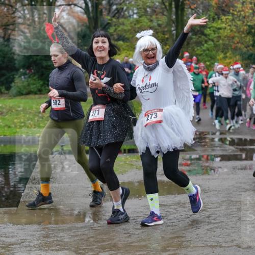 07.12.2025 - St. Pauli X-Mass-Run No. 15 Michael Burmester http://msf.ph/oto/9402906 07.12.2025 10:44:44 Laufen 502, 271, 5, 273, 120, 10 meine-sportfotos.de