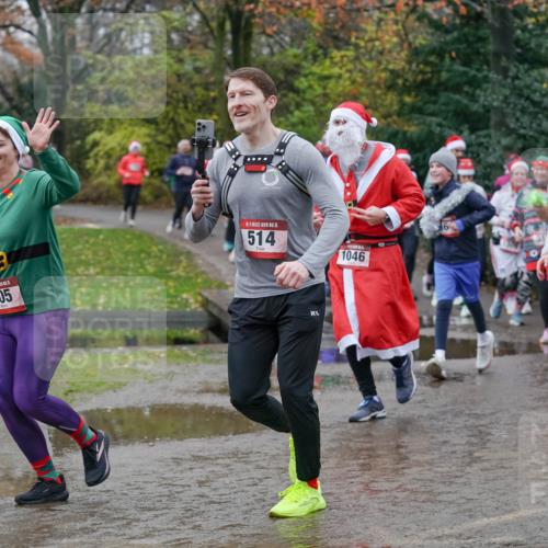 07.12.2025 - St. Pauli X-Mass-Run No. 15 Michael Burmester http://msf.ph/oto/9402913 07.12.2025 10:44:46 Laufen 00, 505, 15, 514, 1046, 6, 1049, 12 meine-sportfotos.de