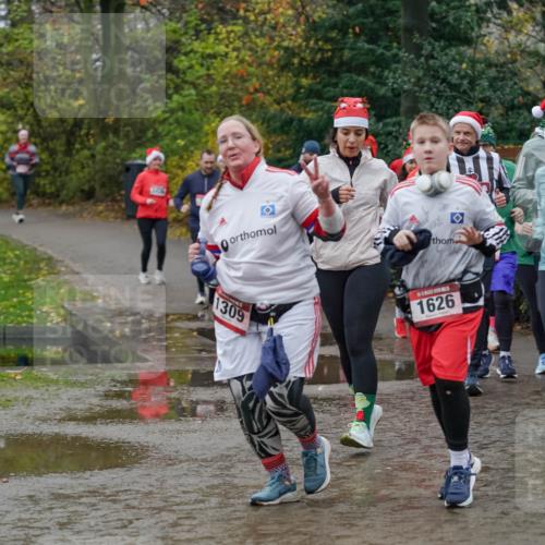 07.12.2025 - St. Pauli X-Mass-Run No. 15 Michael Burmester http://msf.ph/oto/9402938 07.12.2025 10:44:50 Laufen 1309, 1626, 1202, 6, 603 meine-sportfotos.de