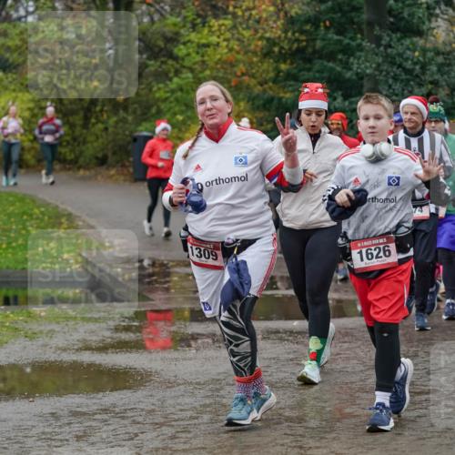 07.12.2025 - St. Pauli X-Mass-Run No. 15 Michael Burmester http://msf.ph/oto/9402939 07.12.2025 10:44:51 Laufen 1202, 1309, 15, 1626, 66, 603 meine-sportfotos.de
