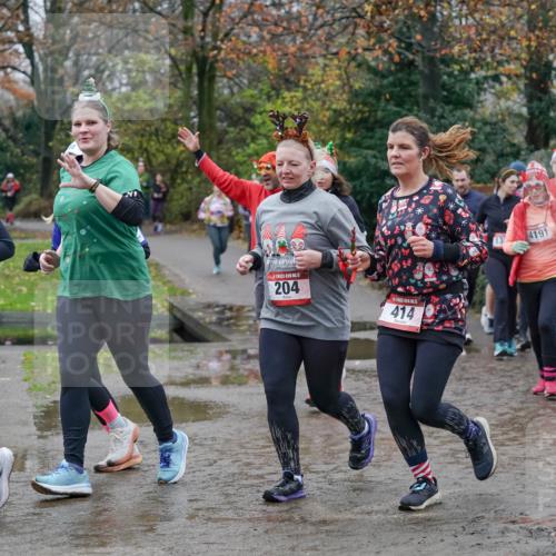 07.12.2025 - St. Pauli X-Mass-Run No. 15 Michael Burmester http://msf.ph/oto/9402959 07.12.2025 10:44:55 Laufen 486, 15, 204, 414, 4191, 1196 meine-sportfotos.de