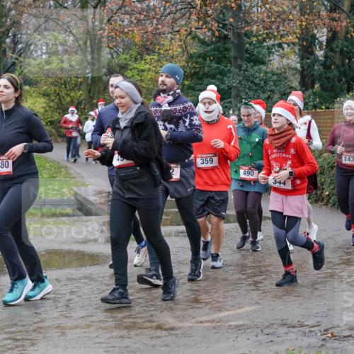07.12.2025 - St. Pauli X-Mass-Run No. 15 Michael Burmester http://msf.ph/oto/9402980 07.12.2025 10:44:59 Laufen 359, 490, 1380, 344, 1430 meine-sportfotos.de