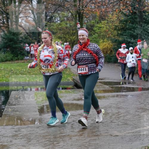 07.12.2025 - St. Pauli X-Mass-Run No. 15 Michael Burmester http://msf.ph/oto/9403006 07.12.2025 10:45:05 Laufen 1439, 1441, 635 meine-sportfotos.de