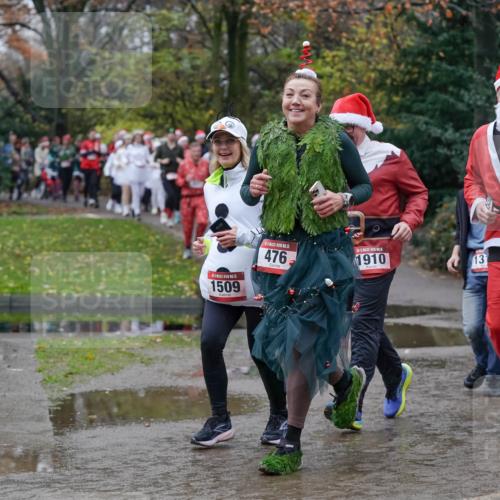 07.12.2025 - St. Pauli X-Mass-Run No. 15 Michael Burmester http://msf.ph/oto/9403032 07.12.2025 10:45:11 Laufen 1509, 476, 1910, 13, 623 meine-sportfotos.de