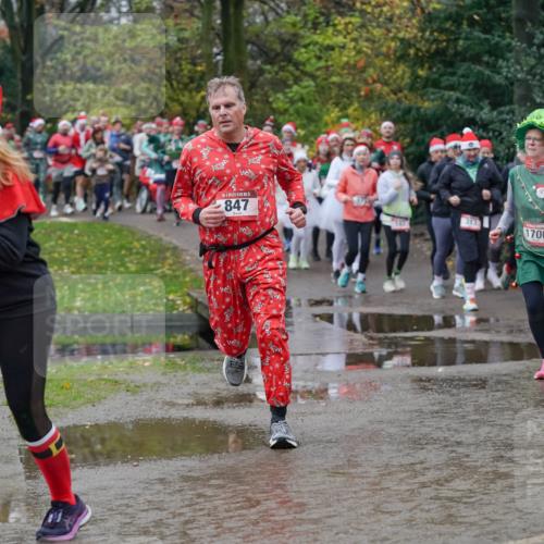 07.12.2025 - St. Pauli X-Mass-Run No. 15 Michael Burmester http://msf.ph/oto/9403049 07.12.2025 10:45:17 Laufen 745, 847, 1706, 1708 meine-sportfotos.de
